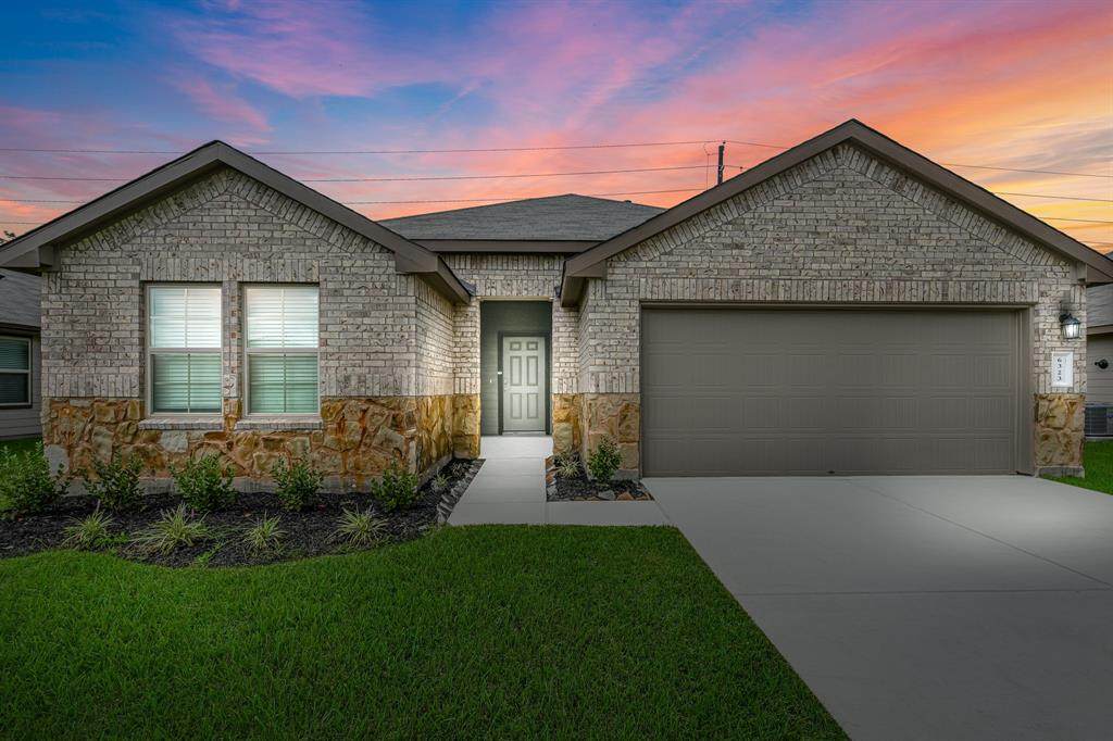 1702 Crystal Fawn Court - Photo 1