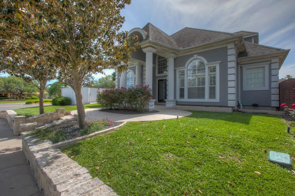 2286 Kensington Way - Photo 1