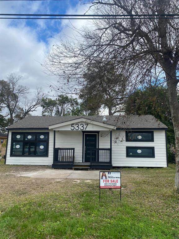 5337 Wenda Street - Photo 1