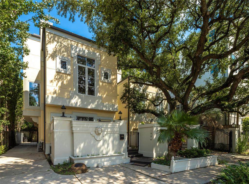 1524 Maryland Street - Photo 1