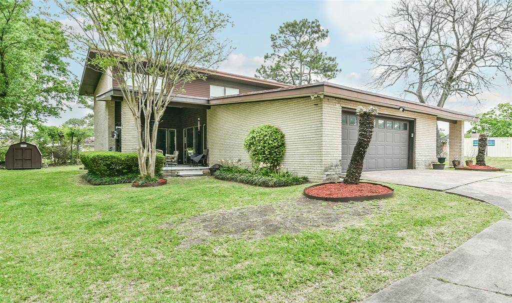 4904 Country Club View - Photo 1