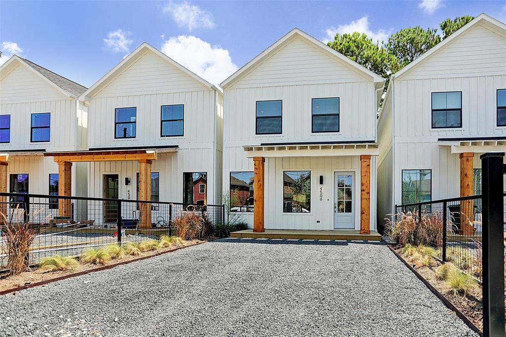 1005 Bunton - Photo 1