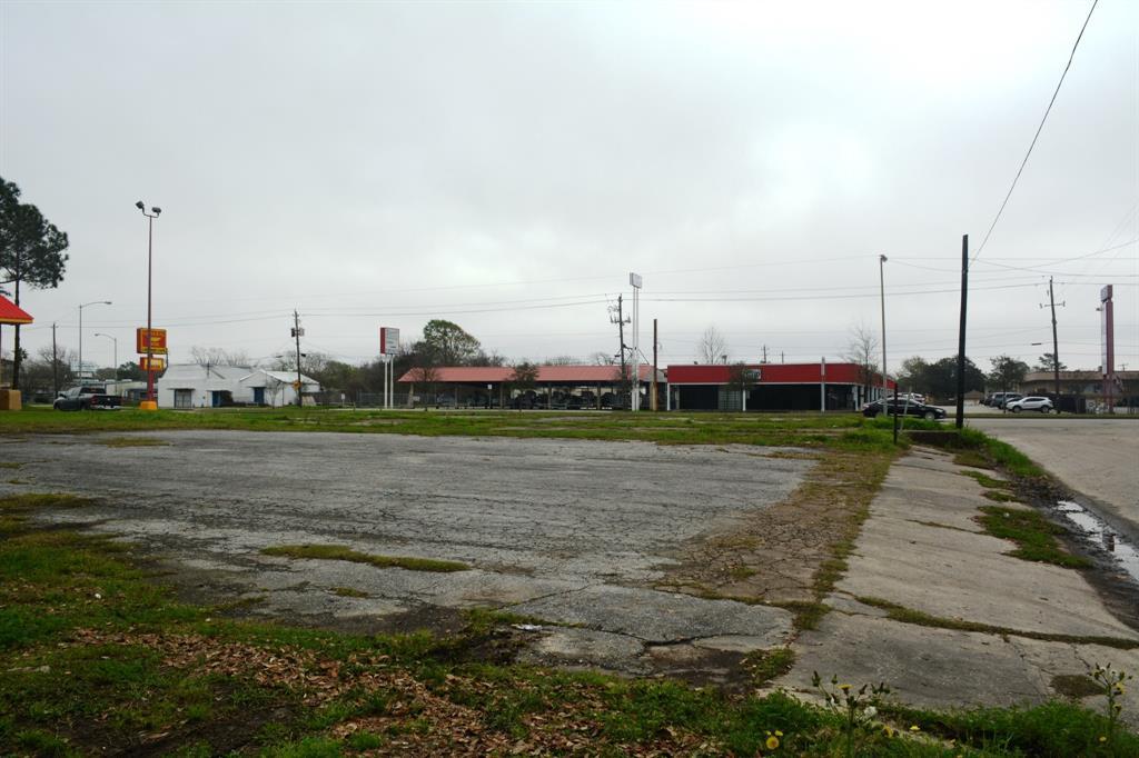 00 Alexander Drive - Photo 1