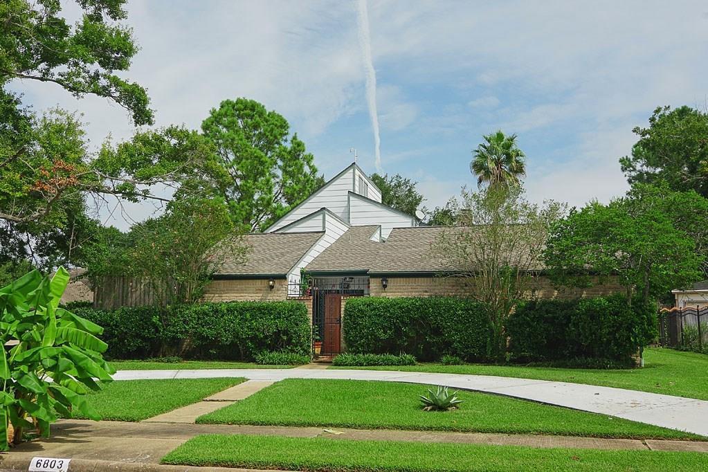 6803 Las Brisas Drive - Photo 1