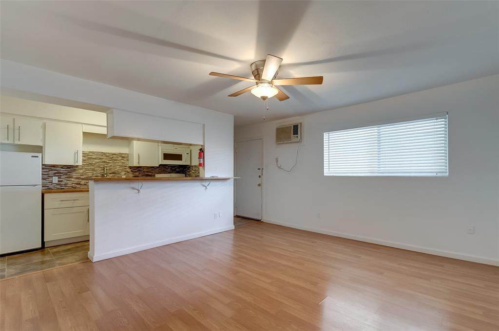 1903 Commonwealth Street - Photo 1