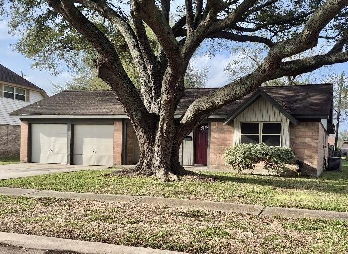 4805 Crepe Myrtle Lane - Photo 1
