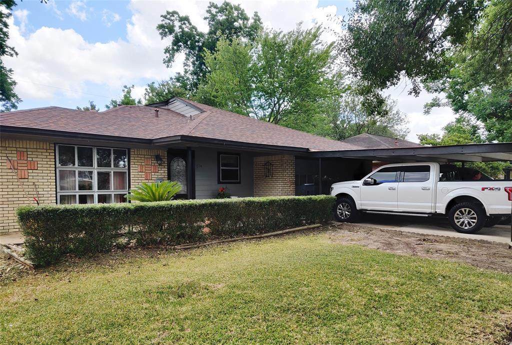 614 Shawnee Street - Photo 1