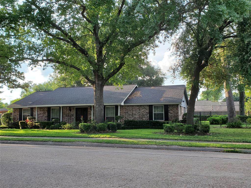 946 Donovan Street - Photo 1