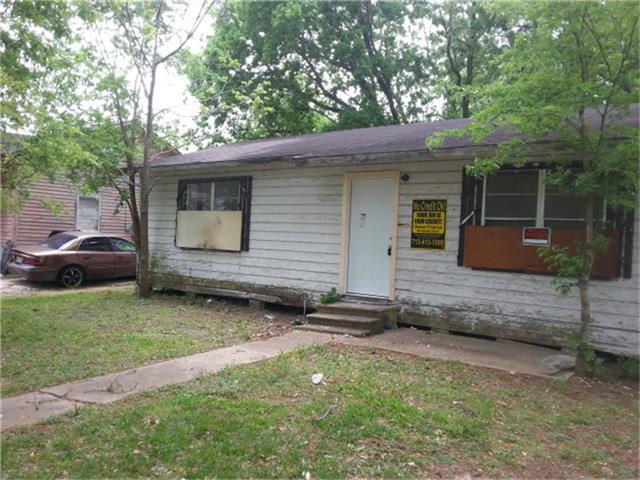 3304 Avenue D - Photo 1