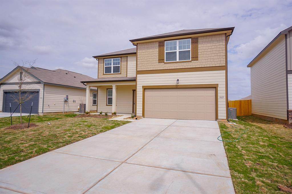 1025 Lacebark Pine Lane - Photo 1