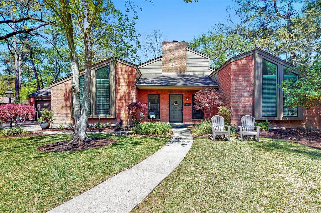 2027 Spruce Grove Drive - Photo 1