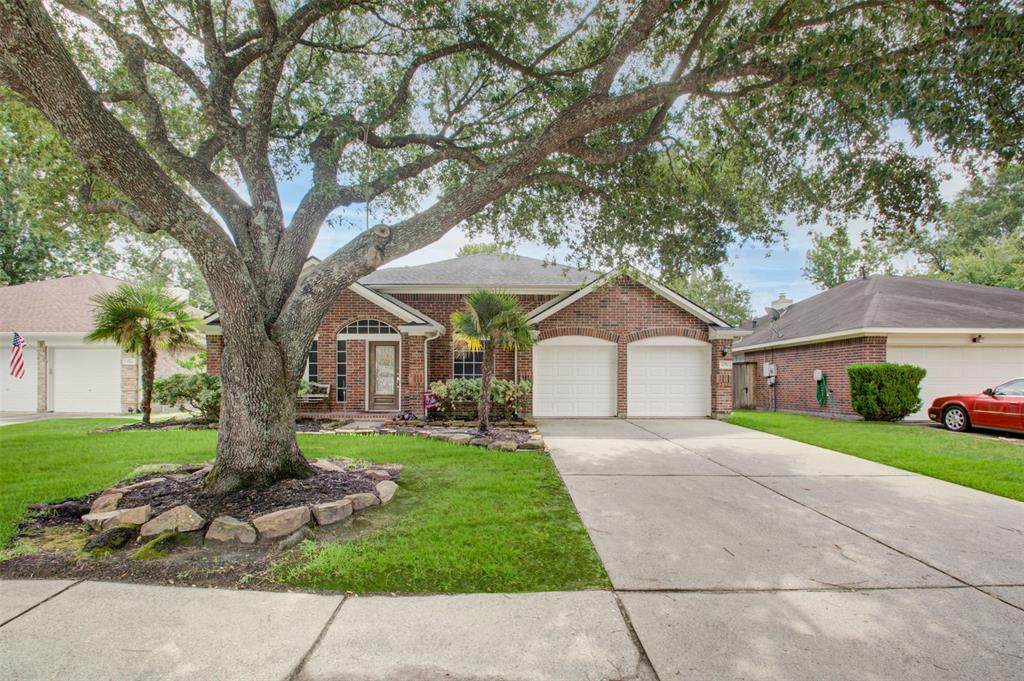 30910 Sifton Drive - Photo 1