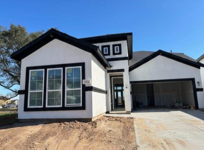 1110 Luna Drive - Photo 1