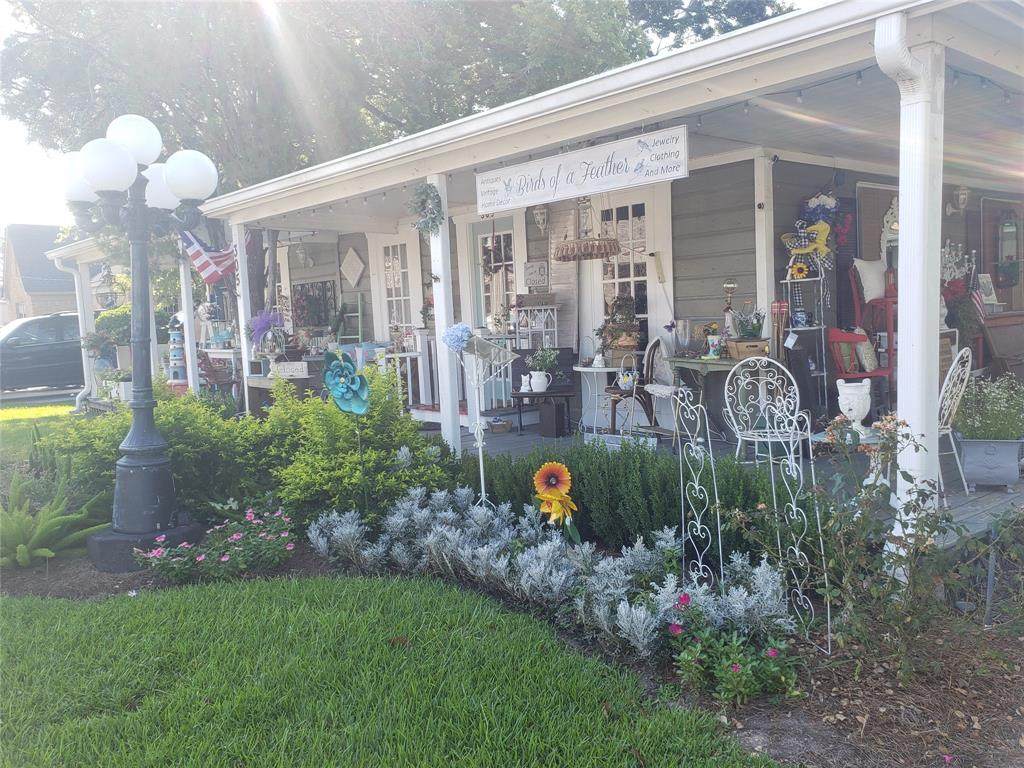 526 James Street - Photo 1