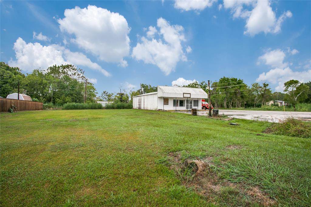 2431 Main Street - Photo 1