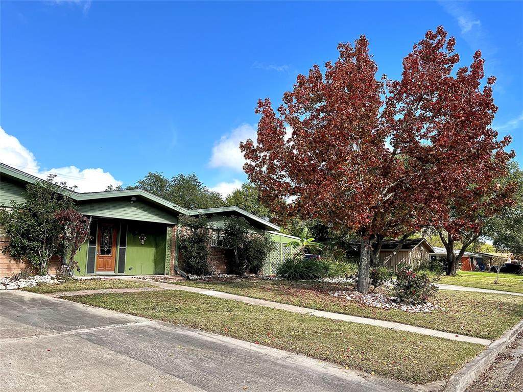 2221 Mcpherson Drive - Photo 1