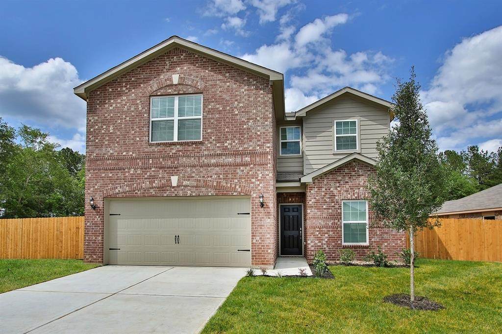 10753 Castle Rock Drive - Photo 1