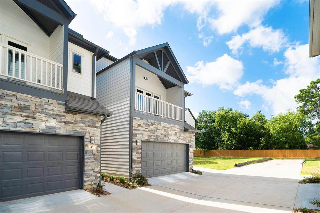 845 Fisher Street - Photo 1