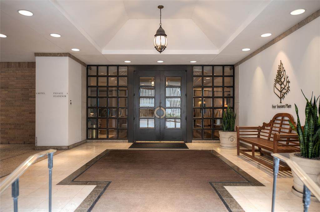 1111 Caroline Street - Photo 1