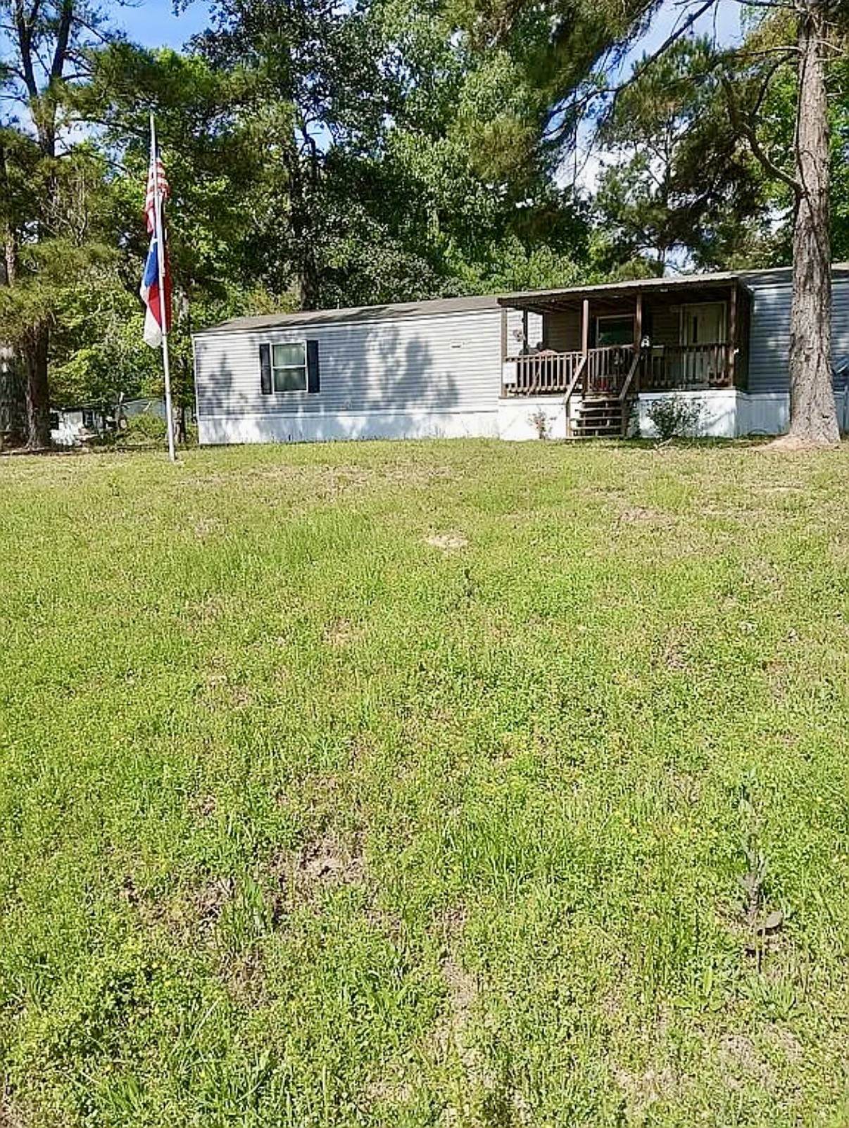 883 County Road 3737 - Photo 1