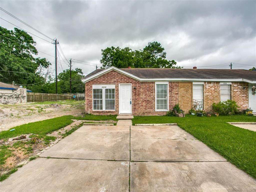 15218 Wickbriar Drive - Photo 1