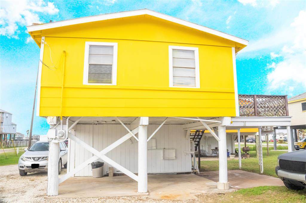 329 Thunder Road - Photo 1