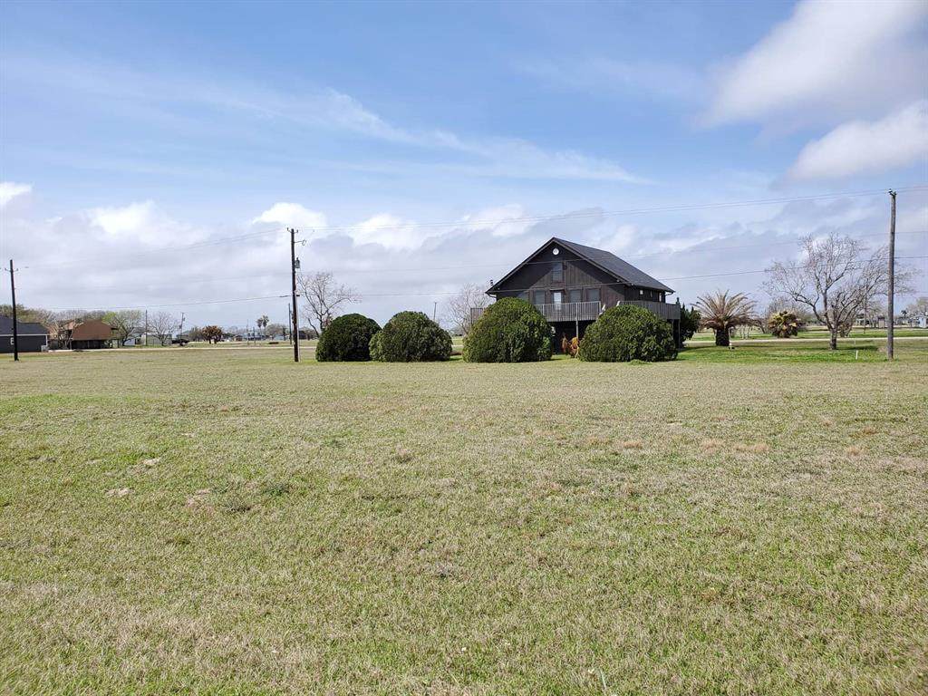 676 Swallow Drive - Photo 1