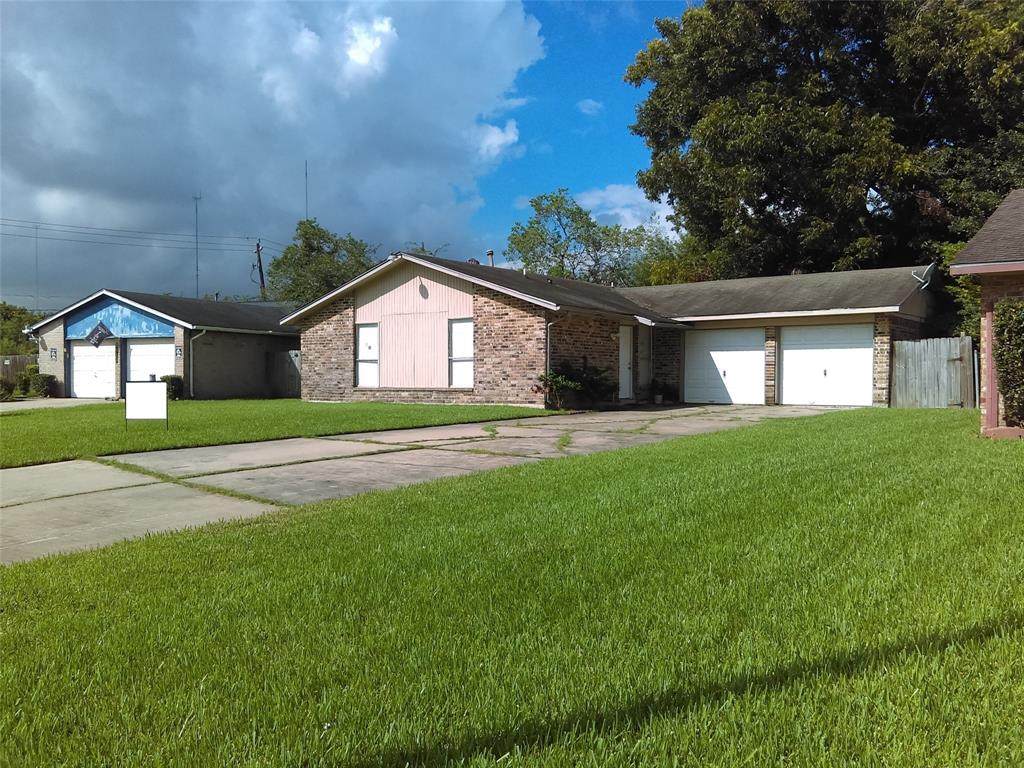 15930 Willmore Lane - Photo 1