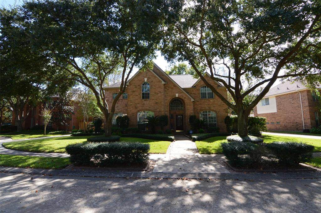 5622 Evening Shore Drive - Photo 1