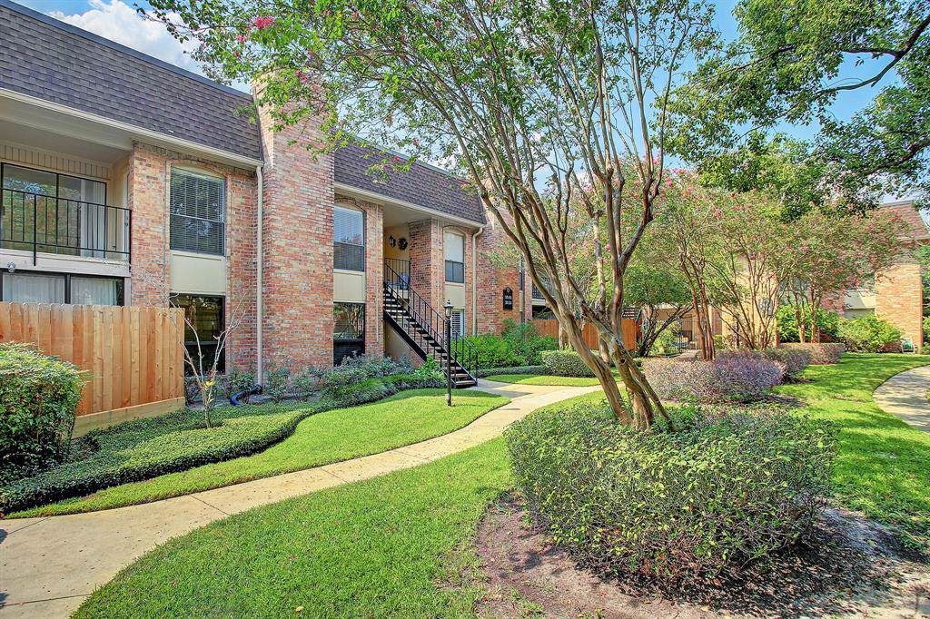 1601 Shepherd Drive - Photo 1