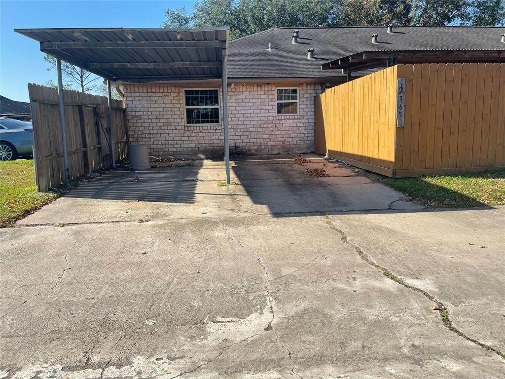 12365 Sharpview Drive - Photo 1