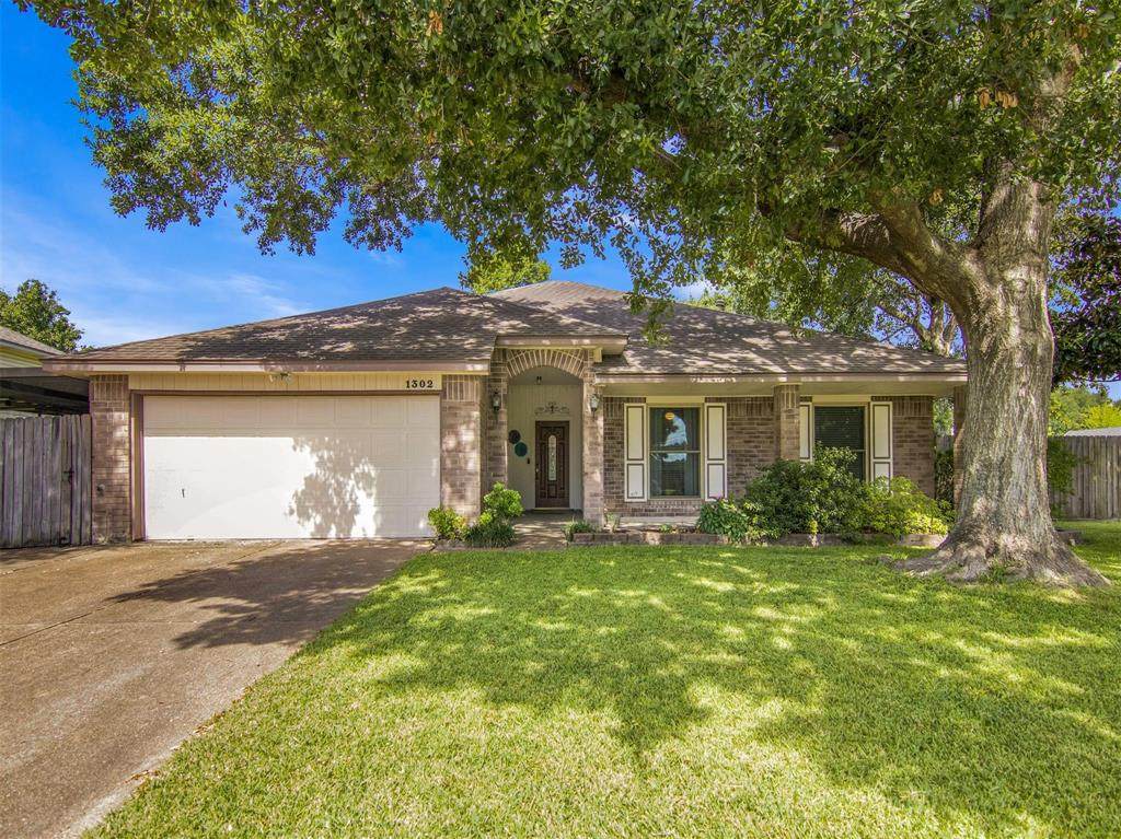 1302 Wesley Lane - Photo 1