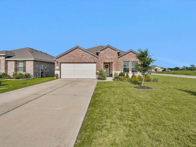 2429 Mulligan Lane - Photo 1