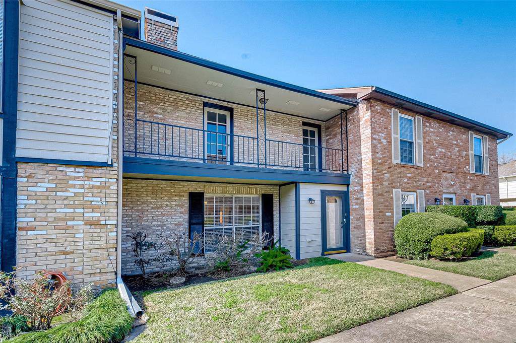 766 Thicket Lane - Photo 1
