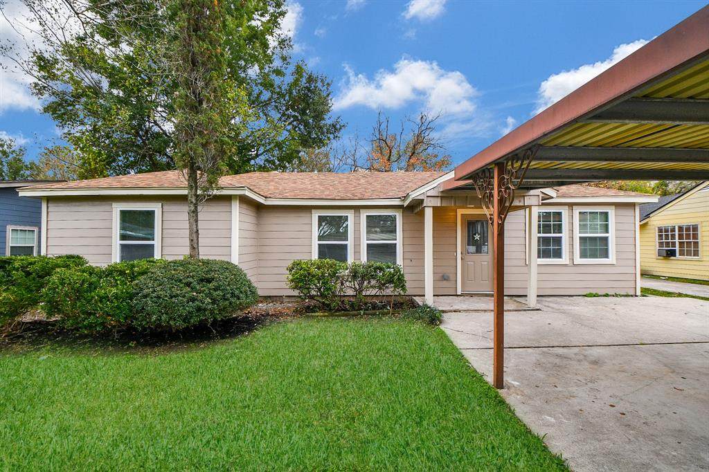 13318 Granada Street - Photo 1