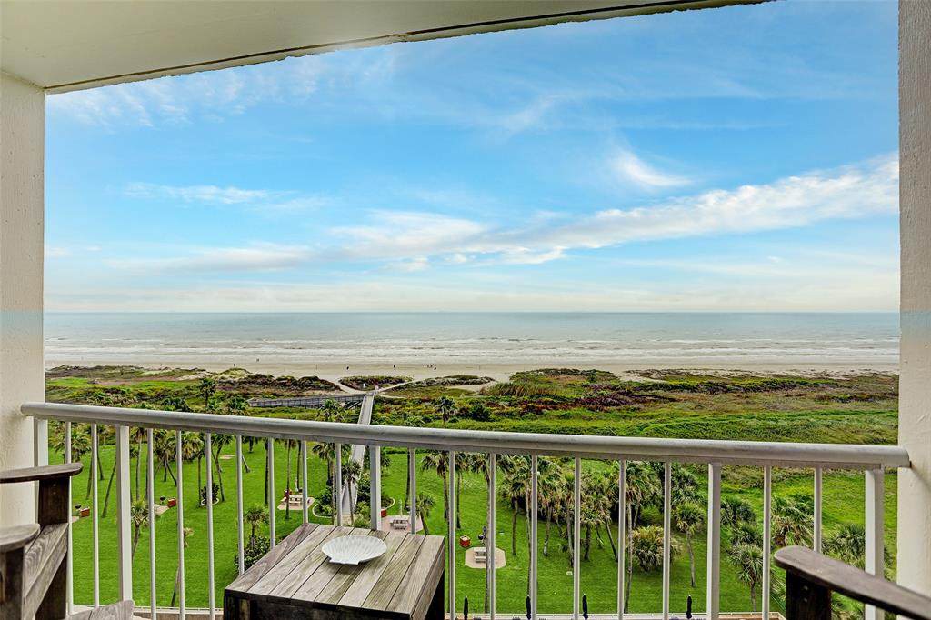 1401 Beach Drive - Photo 1