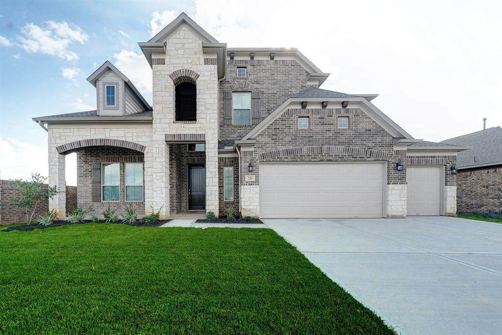 256 Upland Drive - Photo 1