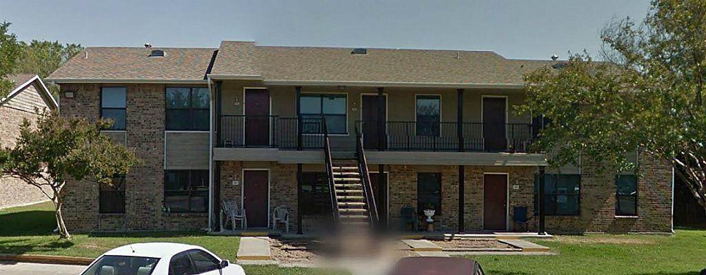 513 6th Street - Photo 1