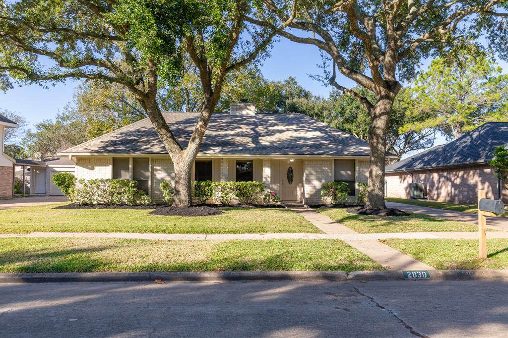2830 Pecan Ridge Drive - Photo 1