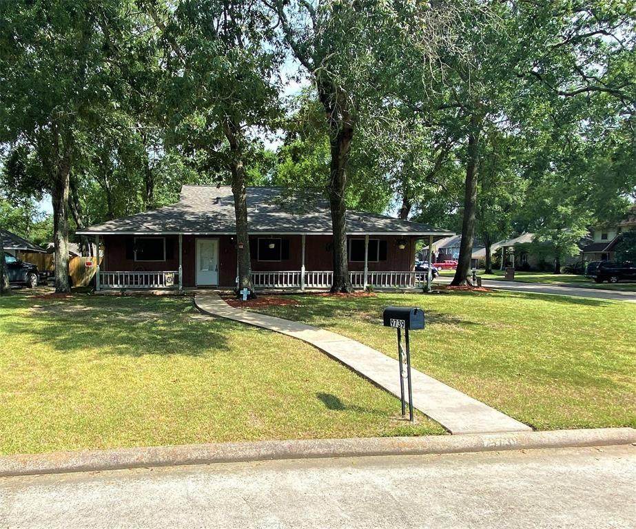 9739 Cherokee Street - Photo 1