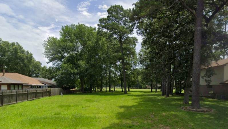 16048 Dunes Drive - Photo 1