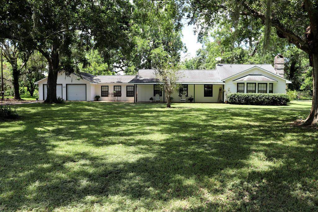 4972 County Road 353 - Photo 1