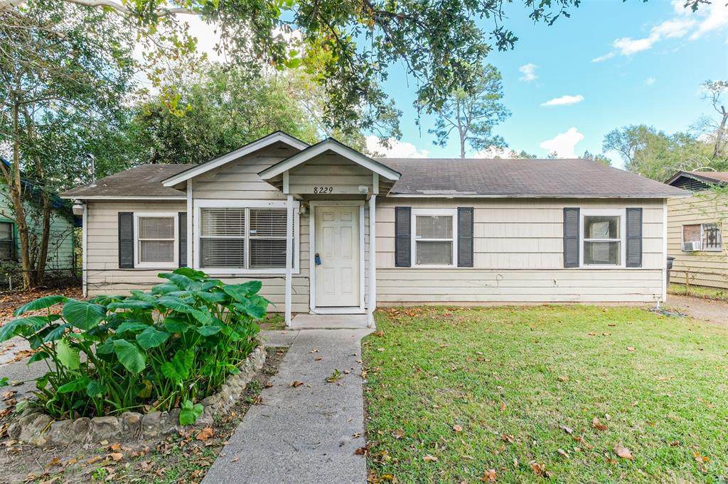 8229 Carolwood Drive - Photo 1