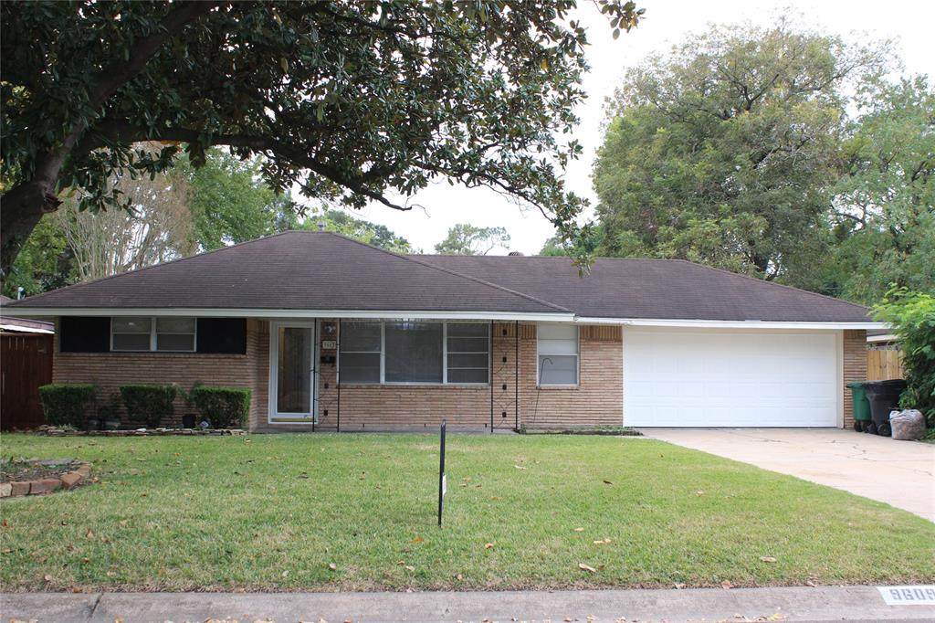 9609 Pine Lake Drive - Photo 1
