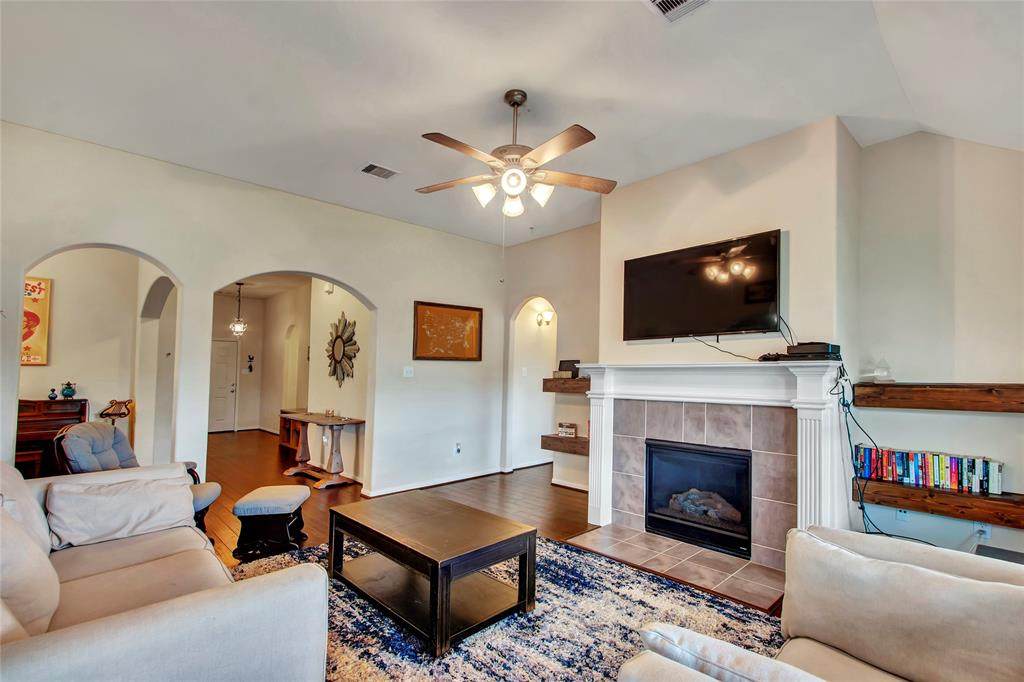 195 Midtown Park Drive - Photo 1