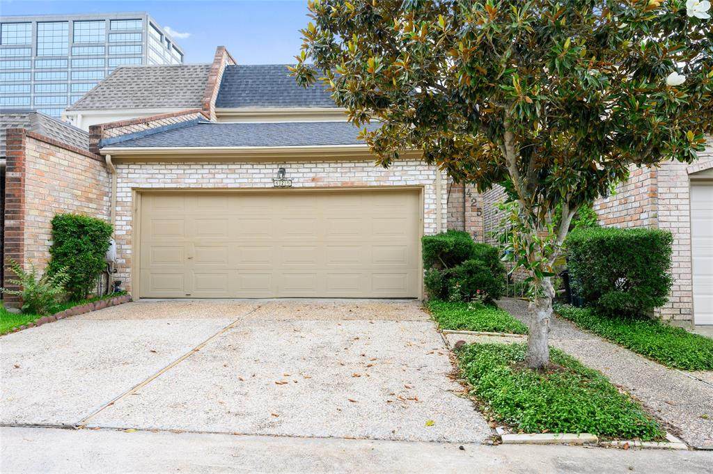 425 Fair Harbor Lane - Photo 1