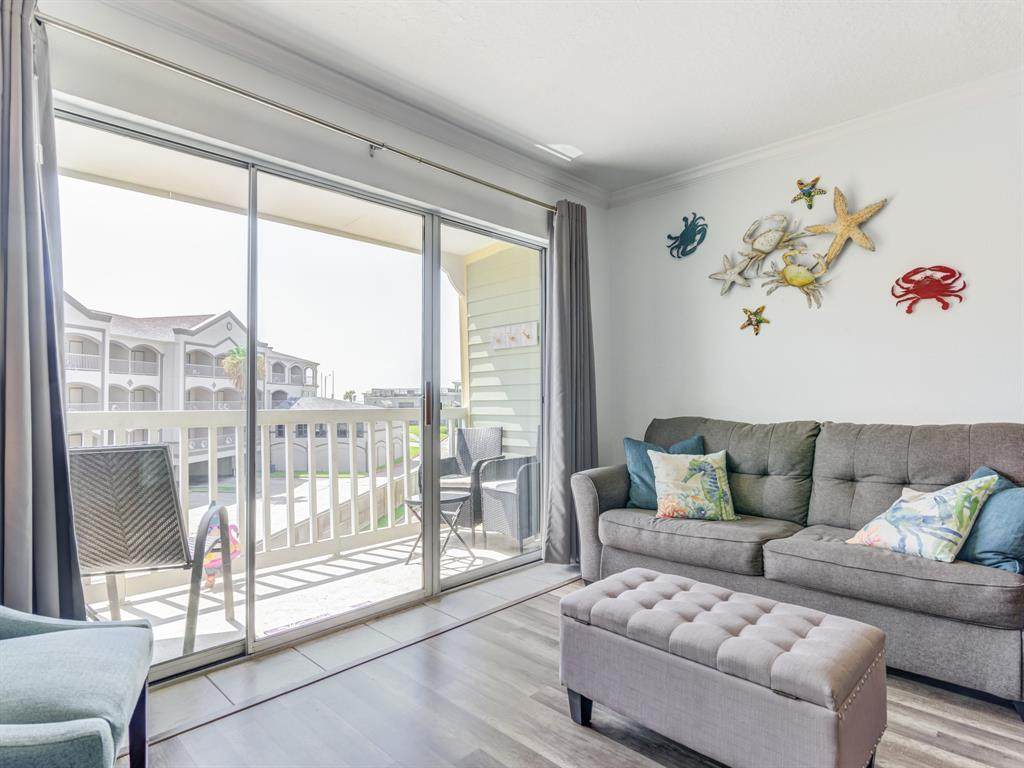 6300 Seawall Boulevard - Photo 1