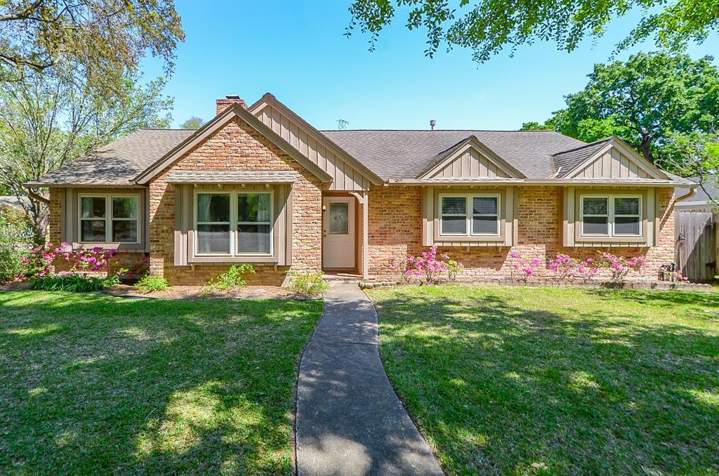 2538 Parana Drive - Photo 1