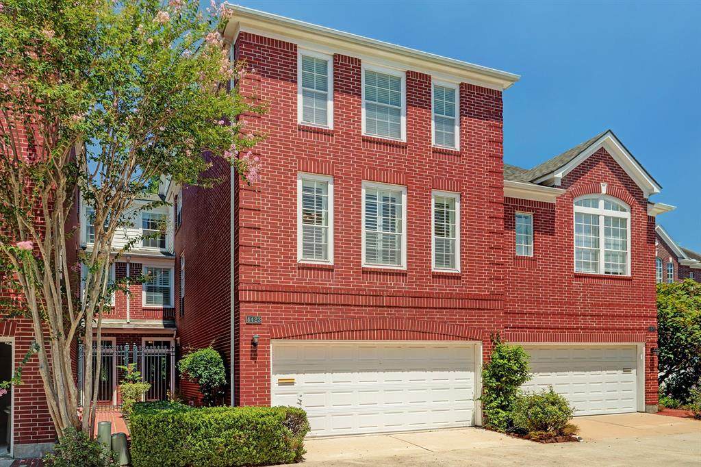 4423 Castle Court Place - Photo 1