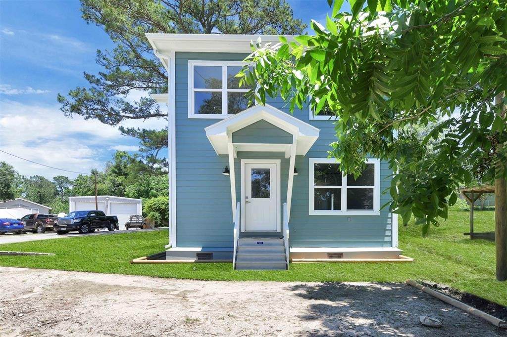 189 Lakeview - Photo 1